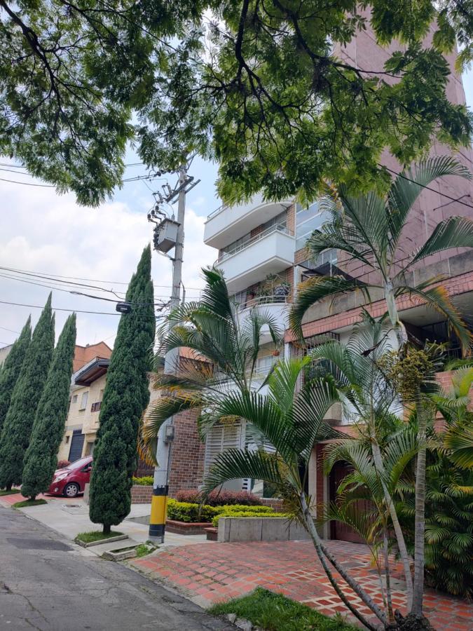 Noras Homestay Laureles Medellín Eksteriør bilde
