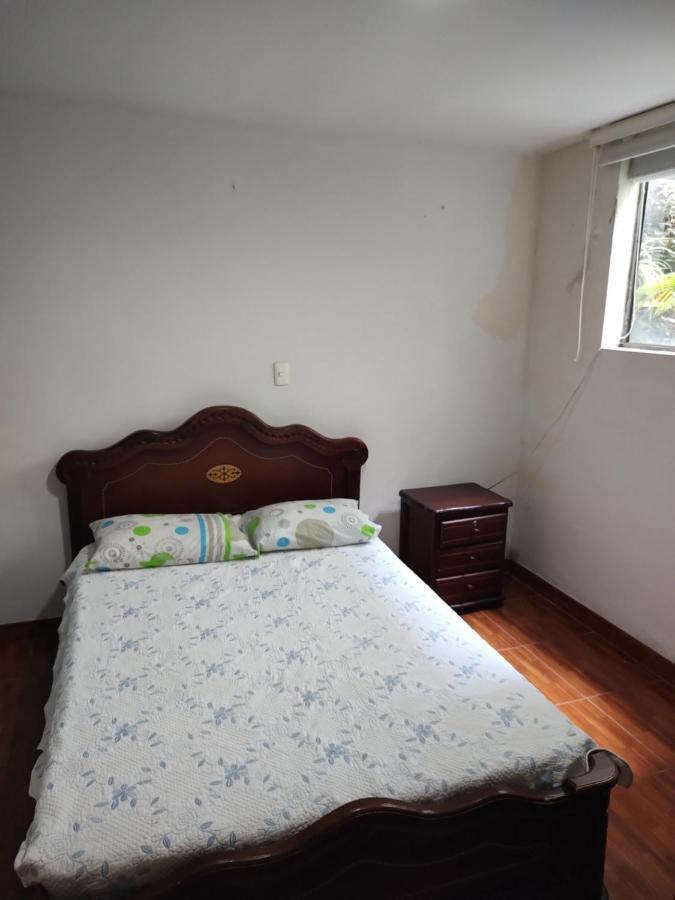 Noras Homestay Laureles Medellín Eksteriør bilde